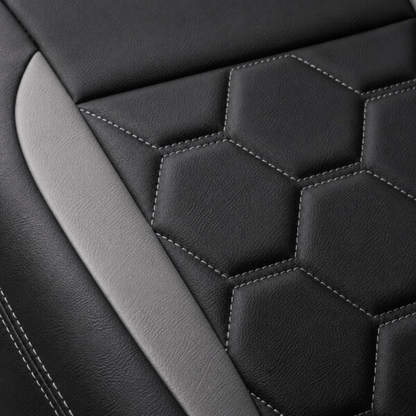 Tapiforros para Renault Duster, Logan y Sandero 2016–2027 – Diseño Hexa Silver Pro